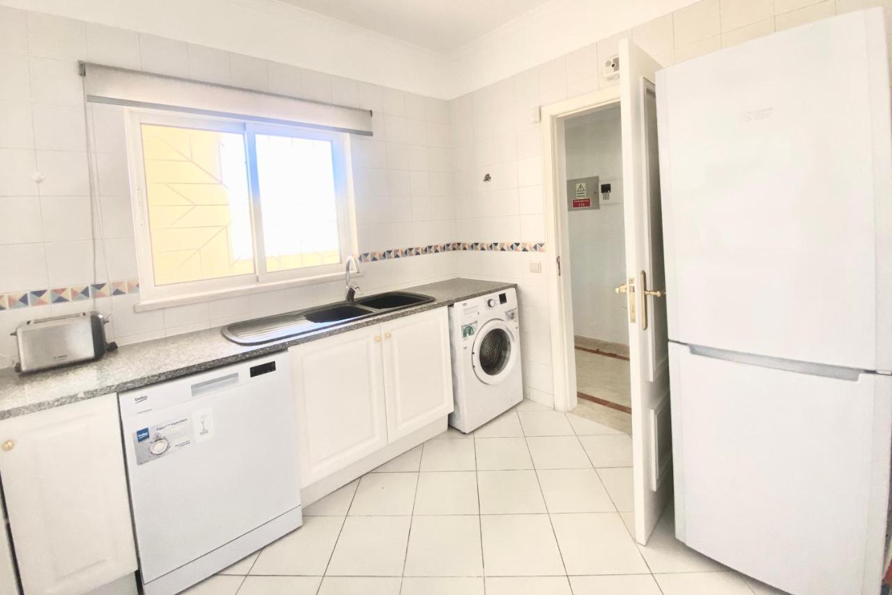 Vilamoura Central 2 Bedroom Flat מראה חיצוני תמונה